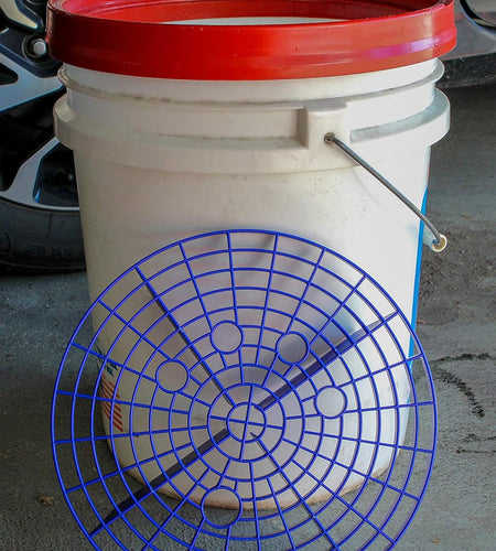 Automotive Bucket Insert Grit Trap for Car Wash and Detail Kits, Helps Remove Dirt and Debris from Microfiber, Mitts, Cloths, and Sponges, Blue